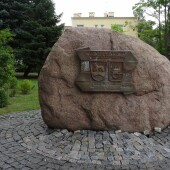 b4b12d4ae3e461d64cb5c336f7c5691e