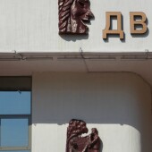 b2b55c52d5e39bd4b9659488afa113a1