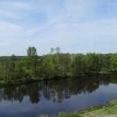 5d8f4e26f3704f7644789dfd0328d4d3